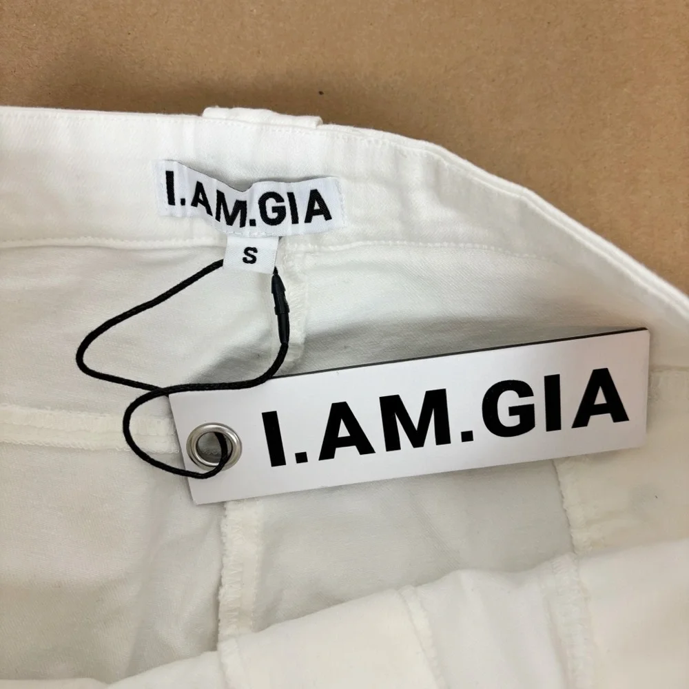 I.AM.GIA am gia
